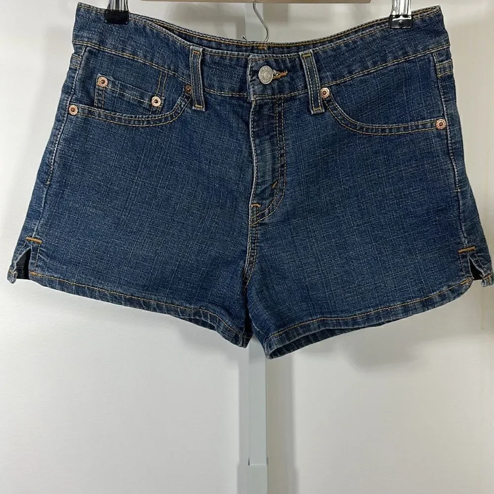 LEVI’S Women’s High Rise Denim Jean Shorts Blue Size 7